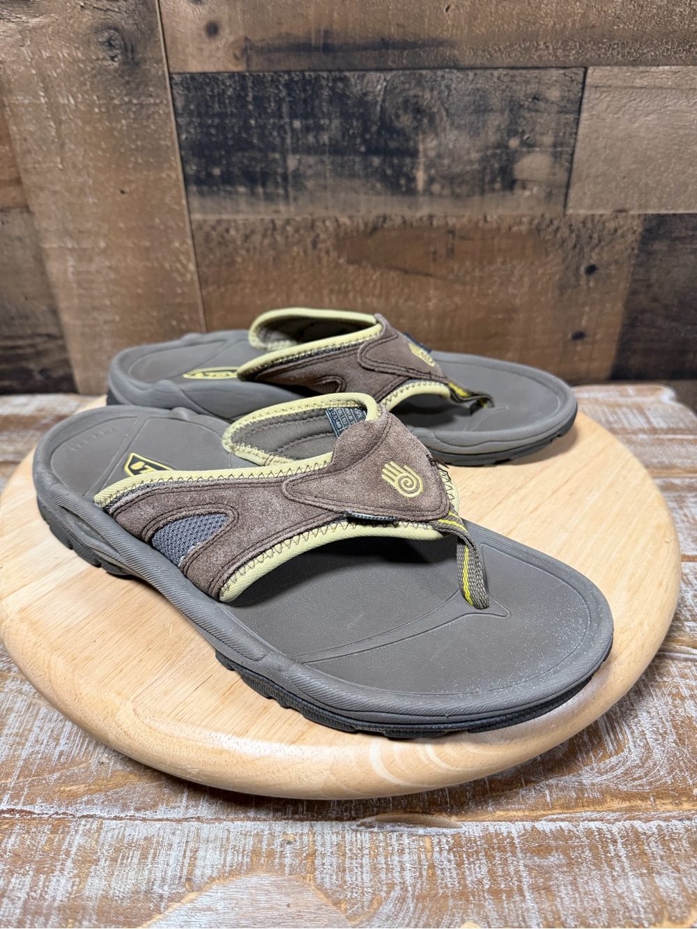 Teva Men’s Size 9 Brown Slip On Toe Post Thong Sandals Comfort Casual
